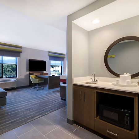Hampton Inn & Suites Marina Eksteriør bilde