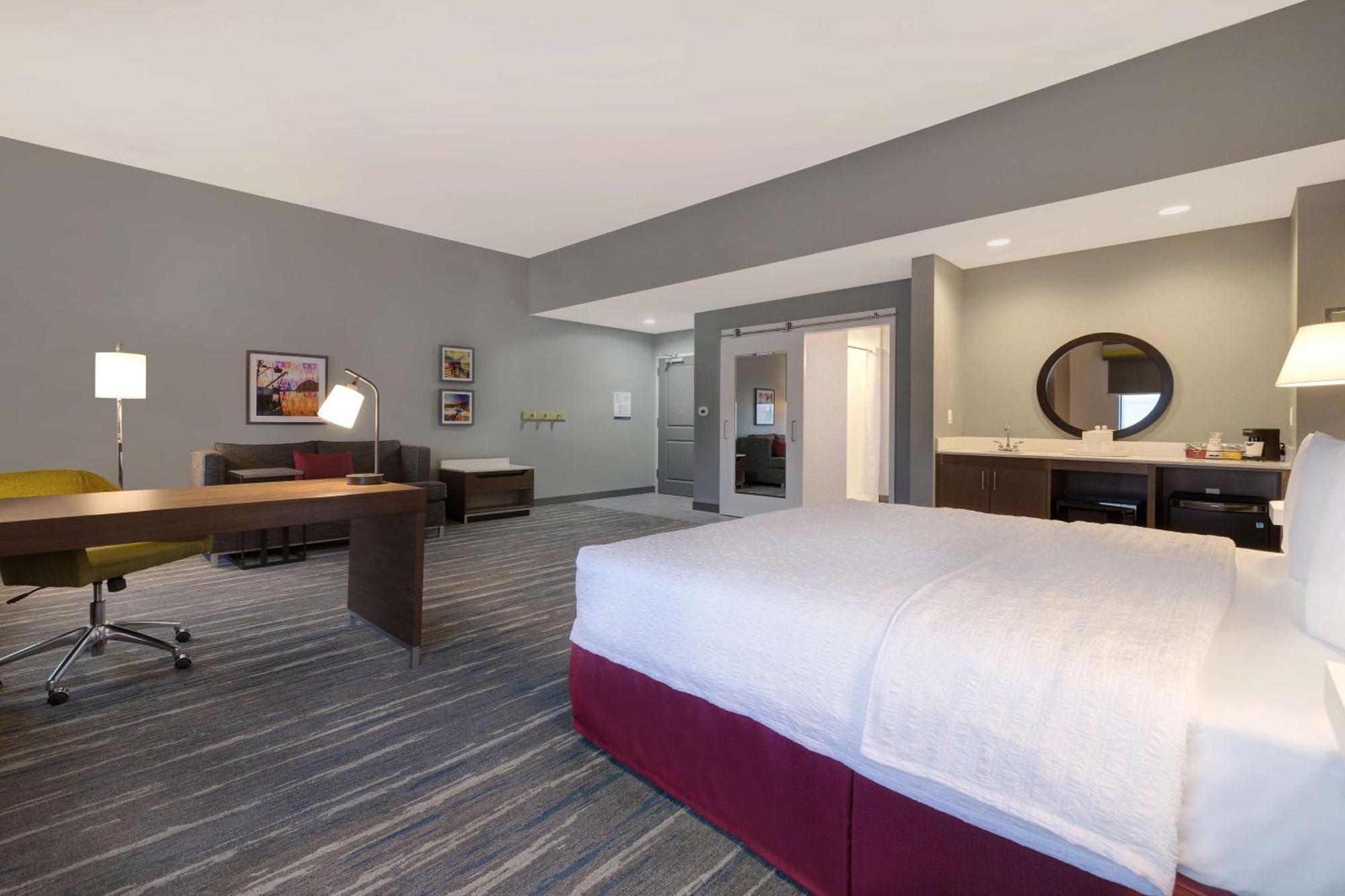 Hampton Inn & Suites Marina Eksteriør bilde